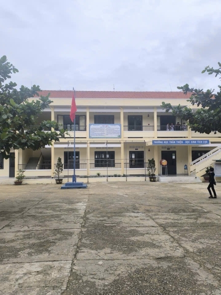 Trường học (Ninh Thuận)